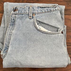 Vintage Levi’s 560 Distressed Blue Denim Jeans Loose Fit Taper Leg Style Casual